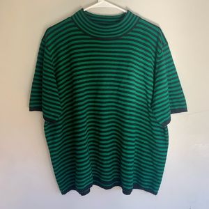 Black and Green low turtle neck sweater.